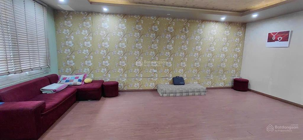 Cho hộ gia đình thuê nhà phố lê duẩn  cửa nam 75m 2 phỏng 7tr