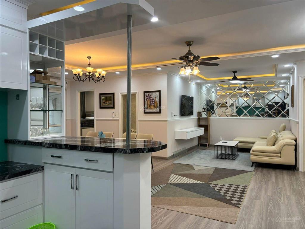 Bán căn hộ 4 phòng ngủ (2 căn đập thông) tại mường thanh khánh hòa