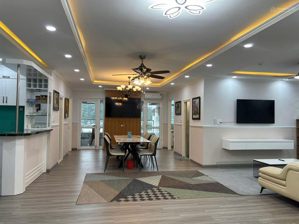 Bán căn hộ 4 phòng ngủ (2 căn đập thông) tại mường thanh khánh hòa