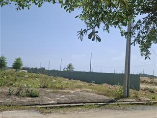 Ngang 6m.đường 11.5m.dt 108m2.hướng đông.cách sông 50m.trục a17.giá rẻ nhất dự án 2.690ty