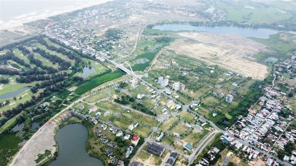 Cắt giảm nhanh!! kđt green city.diện tích 110m2.đường 11.5m.thông sông.vị trí đẹp.hướng đông nam
