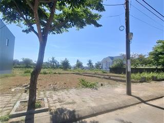110m2 tại kđt green city.đường 11.5m.thông sông.cách biển 500m.giá 2.930(giá tốt nhất dự án)