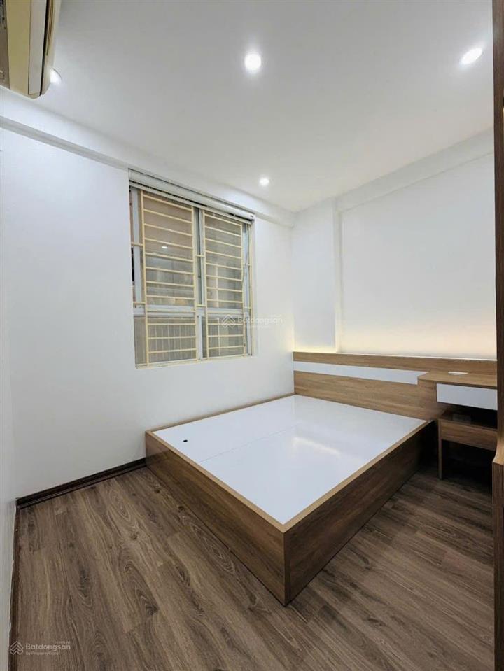 Hiếm 3.75 tỷ 2 ngủ 2 wc tây nam linh đàm sổ đỏ trao tay