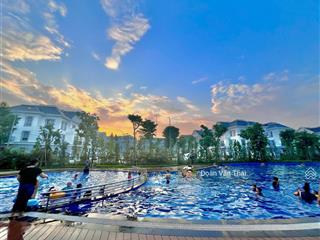 Duy nhất 1 căn ban trắng trục 22m đối diện 4 tòa chung cư 28 tầng, giá tốt nhất gia lâm