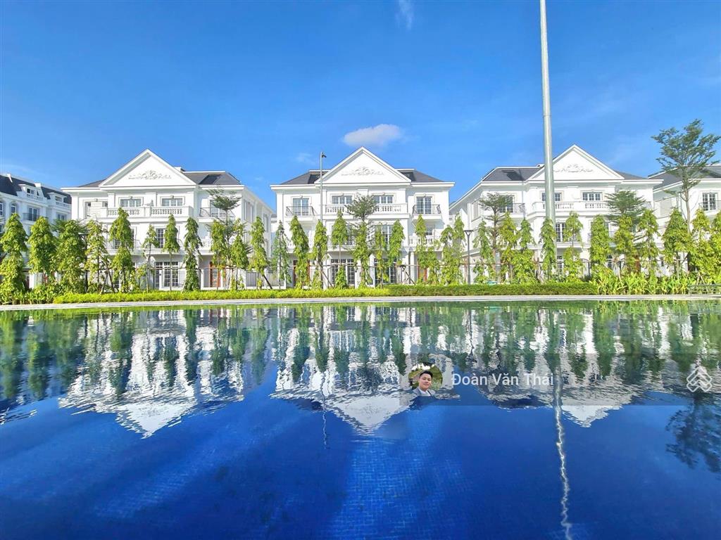Hàng hot! hiếm có 1 căn bt view công viên giá cạnh tranh dự án, sẵn sổ sang tên