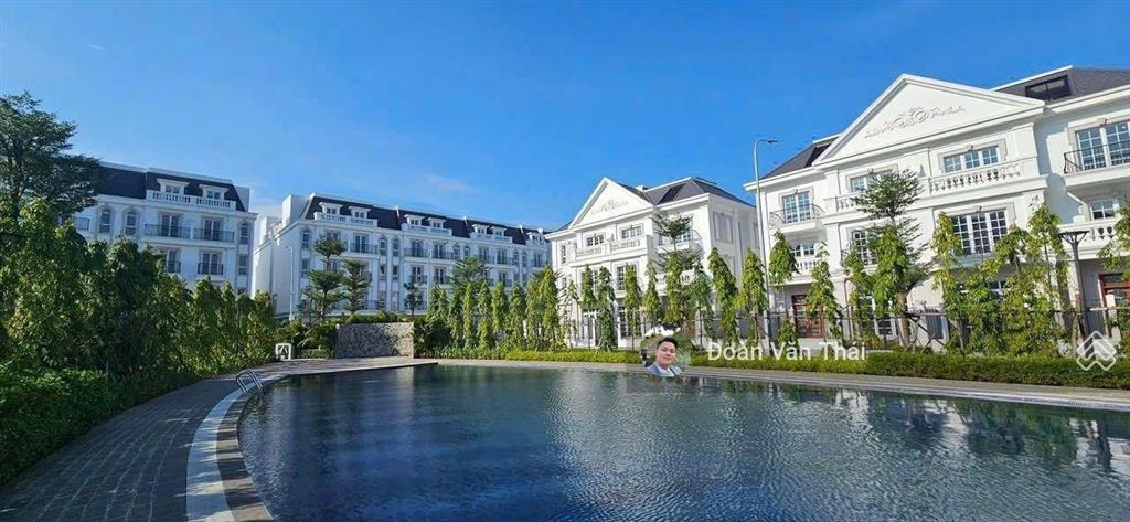 Duy nhất 1 căn lk giáng hương áp góc, đi vài bước tới 3 công viên