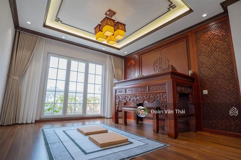 Bán lk góc view hồ sen, hồ điều hòa giá tốt nhất dự án hà nội oriental