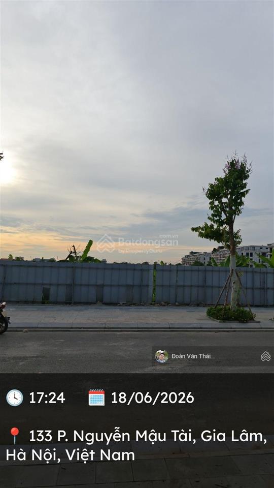 Bán căn lk ban mai 17m view hồ sen, hồ điều hòa, kinh doanh cực tốt, giá tốt hà nội oriental
