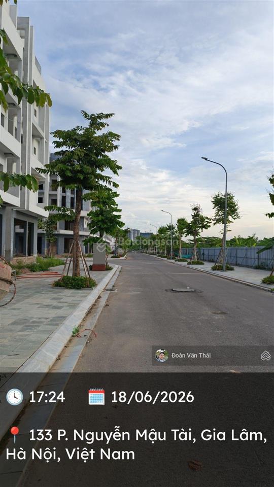 Bán căn lk ban mai 17m view hồ sen, hồ điều hòa, kinh doanh cực tốt, giá tốt hà nội oriental