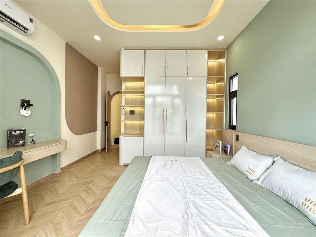 Gấp! bán nhà lê trọng tấn phân lô gần phố 10.5tỷ