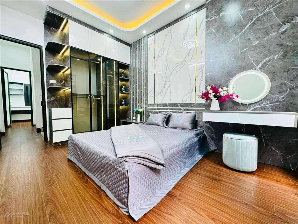 Siêu hiếm! bán nhà tô vĩnh diện nhỉnh 10 tỷ  khu quân đội  phân lô  gần phố