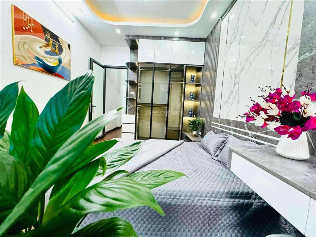 Siêu hiếm! bán nhà tô vĩnh diện nhỉnh 10 tỷ  khu quân đội  phân lô  gần phố