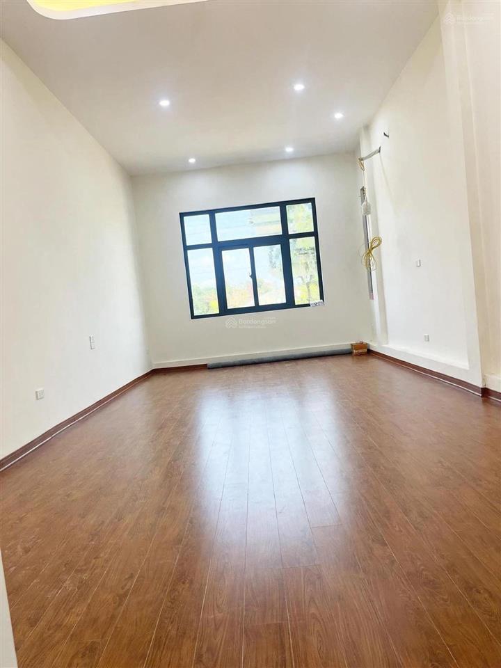Cực gấp! cắt lỗ sâu! bán nhà tôn thất tùng  trung tâm đống đa  40m2 7,6 tỷ