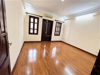 Cực gấp! cắt lỗ sâu! bán nhà tôn thất tùng  trung tâm đống đa  40m2 7,6 tỷ