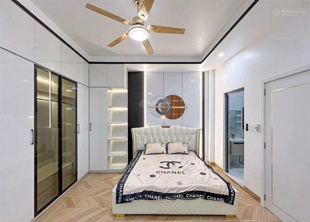 Siêu hiếm  bán nhà tôn đức thắng  nhỉnh 13tỷ 50m2 xây mới 4 tầng  ô tô vào nhà, đỗ cửa