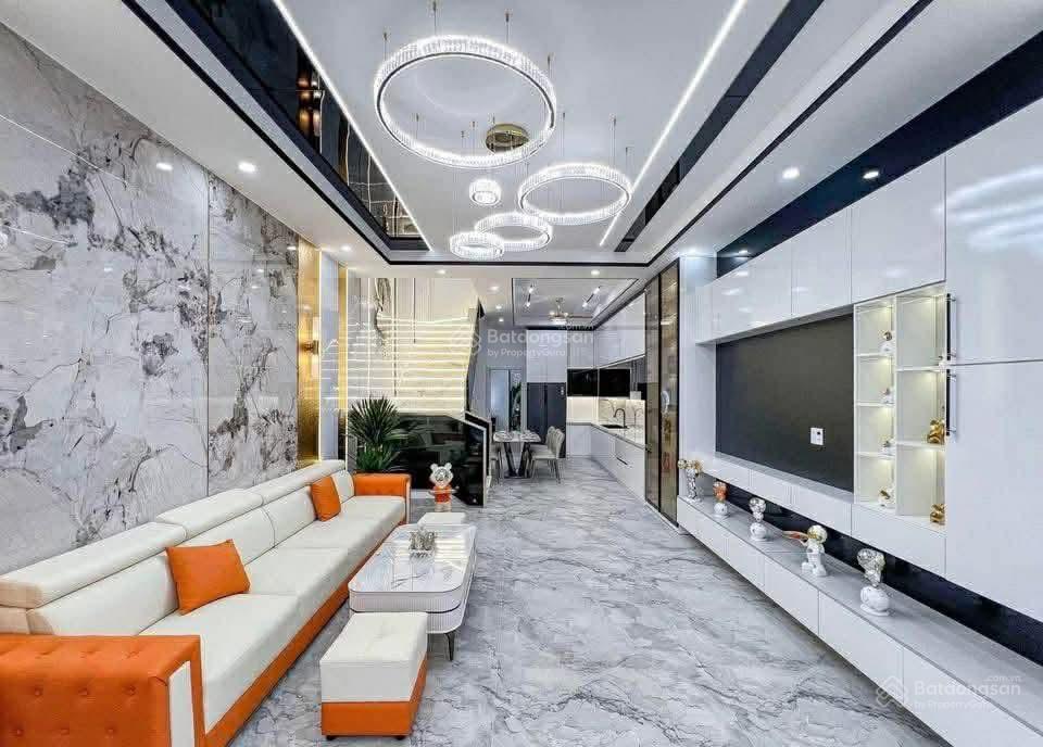 Siêu hiếm  bán nhà tôn đức thắng  nhỉnh 13tỷ 50m2 xây mới 4 tầng  ô tô vào nhà, đỗ cửa