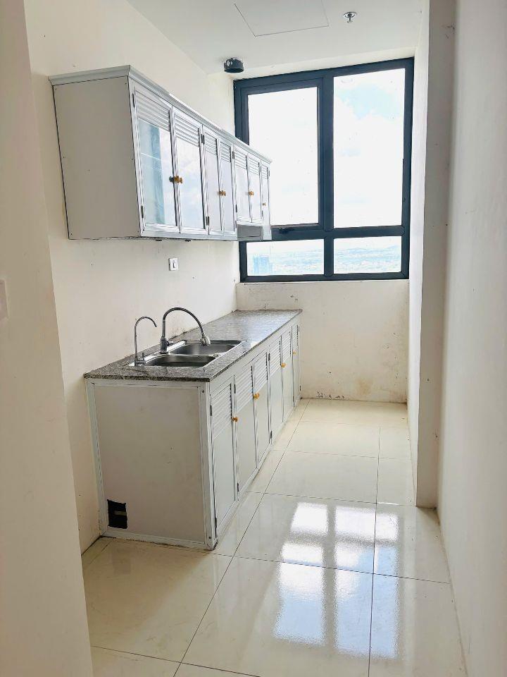 Cho thuê CC FLC Đại Mỗ 67m2, 2 ngủ 2 vs. Gần đủ đồ. 8tr/th. 0968943787