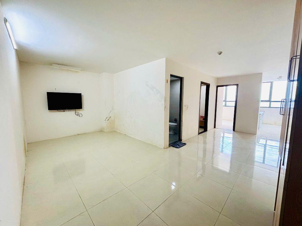 Cho thuê CC FLC Đại Mỗ 67m2, 2 ngủ 2 vs. Gần đủ đồ. 8tr/th. 0968943787
