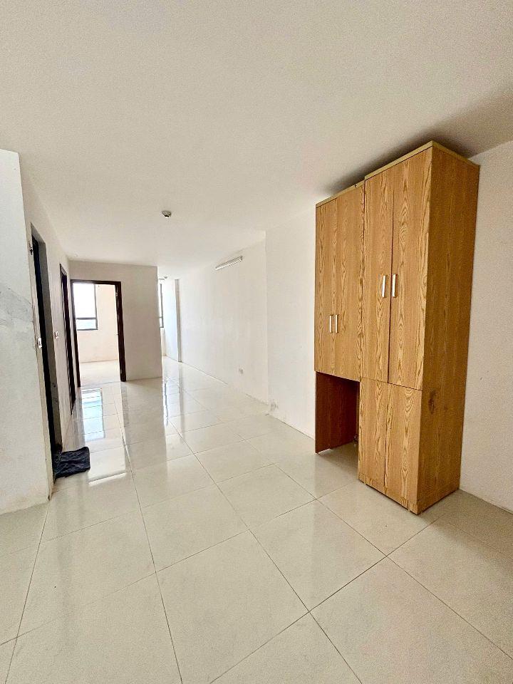 Cho thuê CC FLC Đại Mỗ 67m2, 2 ngủ 2 vs. Gần đủ đồ. 8tr/th. 0968943787