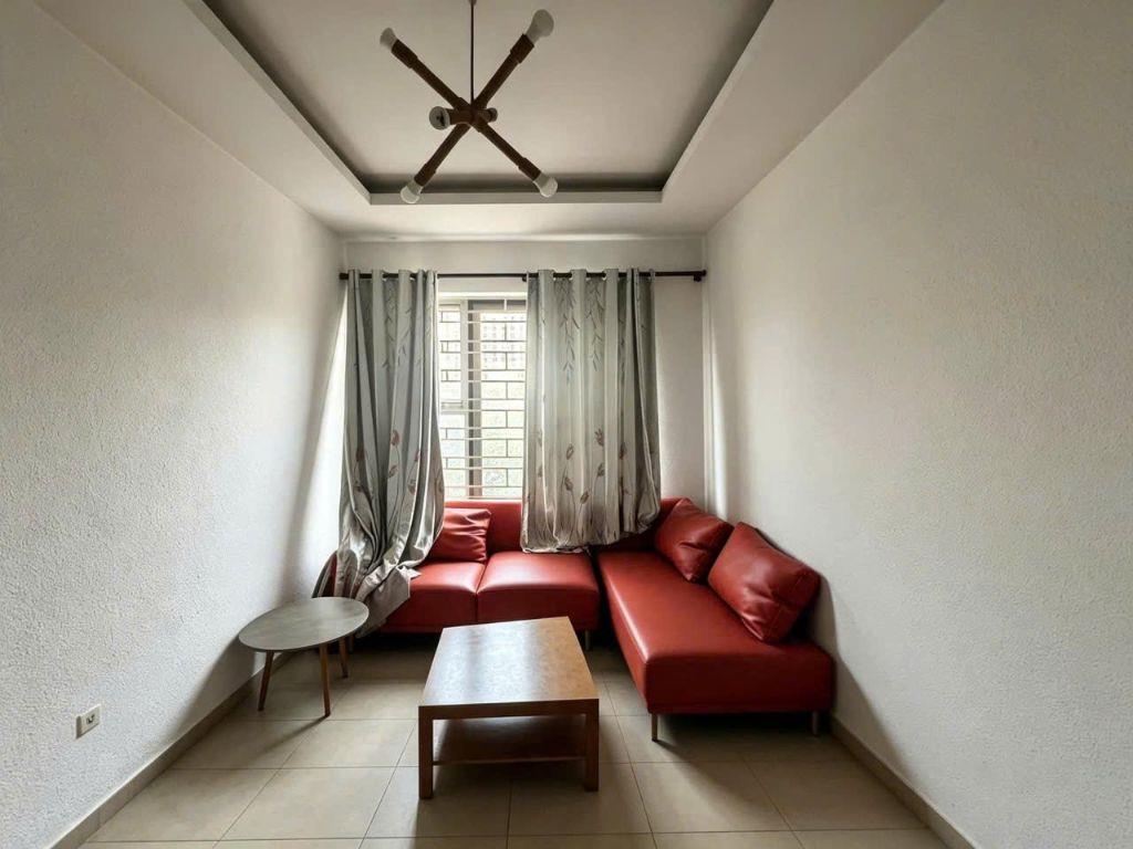 Cho thuê CC 19T5 Kiến Hưng, 70m2, 2 ngủ 2 vs. Đồ cơ bản. 6,5tr. Vào luôn. 0907 833 787