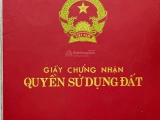Chính chủ bán nhà phố trần cung  phường nghĩa đô dt 52m2 mt 3.23m nở hậu 3.36m  4 tầng  hầm
