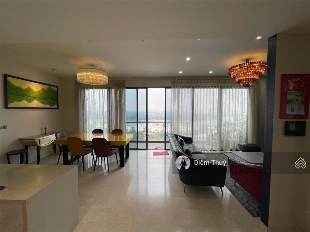 Cho thuê căn 4pn hiếm có tại q2 thảo điền  thang máy riêng, view sông trực diện