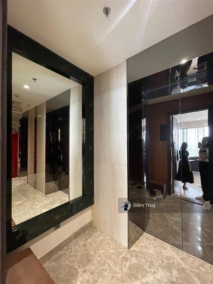 Bán căn 4pn hiếm hoi tại q2 thảo điền  thang máy riêng, view sông trực diện, diện tích lớn 182m2