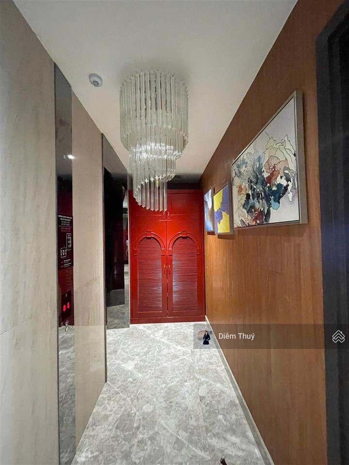 Bán căn 4pn hiếm hoi tại q2 thảo điền  thang máy riêng, view sông trực diện, diện tích lớn 182m2
