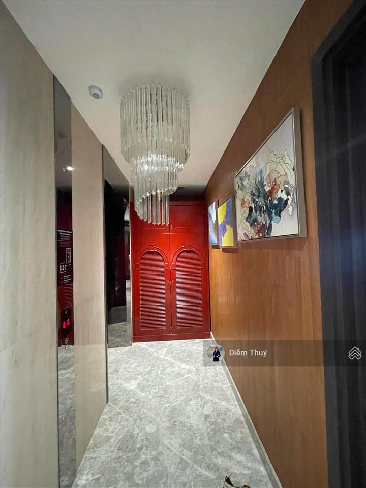 Bán căn 4pn hiếm hoi tại q2 thảo điền  thang máy riêng, view sông trực diện, diện tích lớn 182m2