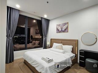 Bán 2 phòng ngủ lumiere riverside tầng cao, view city giá tốt, đã có sổ hồng