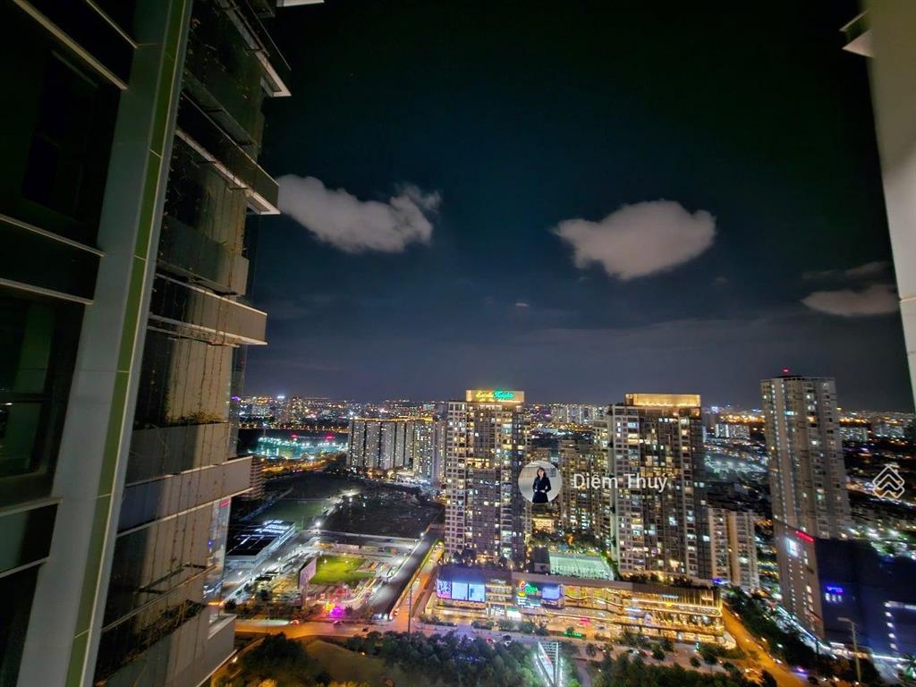 Bán 2 phòng ngủ lumiere riverside tầng cao, view city giá tốt, đã có sổ hồng