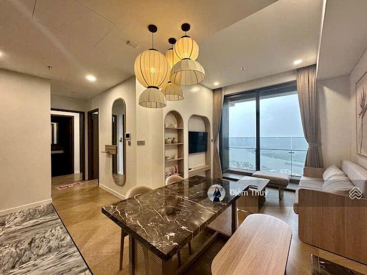 Bán căn 2 phòng ngủ lumiere riverside tầng cao, view sông siêu đẹp, sổ hồng trao tay