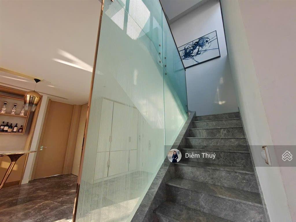 Bán penthouse duplex đẹp tại gateway thảo điền  view sông trực diện, nội thất cao cấp