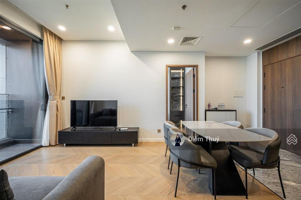 Chủ nhà thiện chí bán sớm căn 2pn lumiere riverside giá tốt thị trường  dễ xem nhà, đã có sổ
