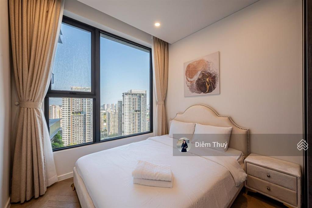 Chủ nhà thiện chí bán sớm căn 2pn lumiere riverside giá tốt thị trường  dễ xem nhà, đã có sổ