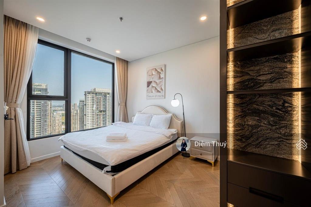 Chủ nhà thiện chí bán sớm căn 2pn lumiere riverside giá tốt thị trường  dễ xem nhà, đã có sổ