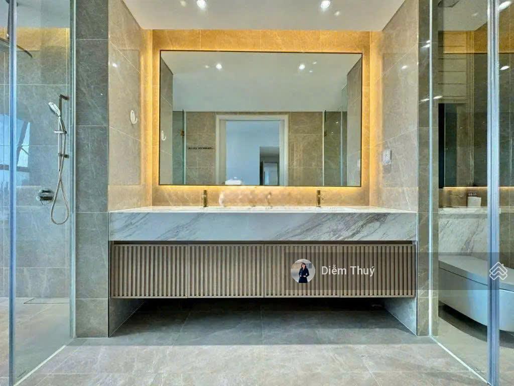 Cho thuê căn hộ 4pn empire city 228m2 ntcb, view sông