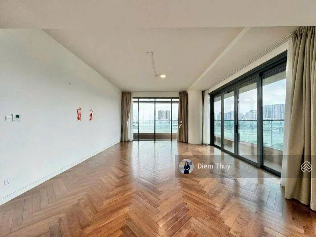 Cho thuê căn hộ 4pn empire city 228m2 ntcb, view sông