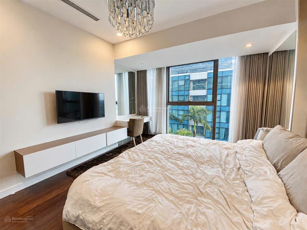 Cho thuê căn hộ vincom center đồng khởi 2pn, 133m², view nội khu, vào ở ngay