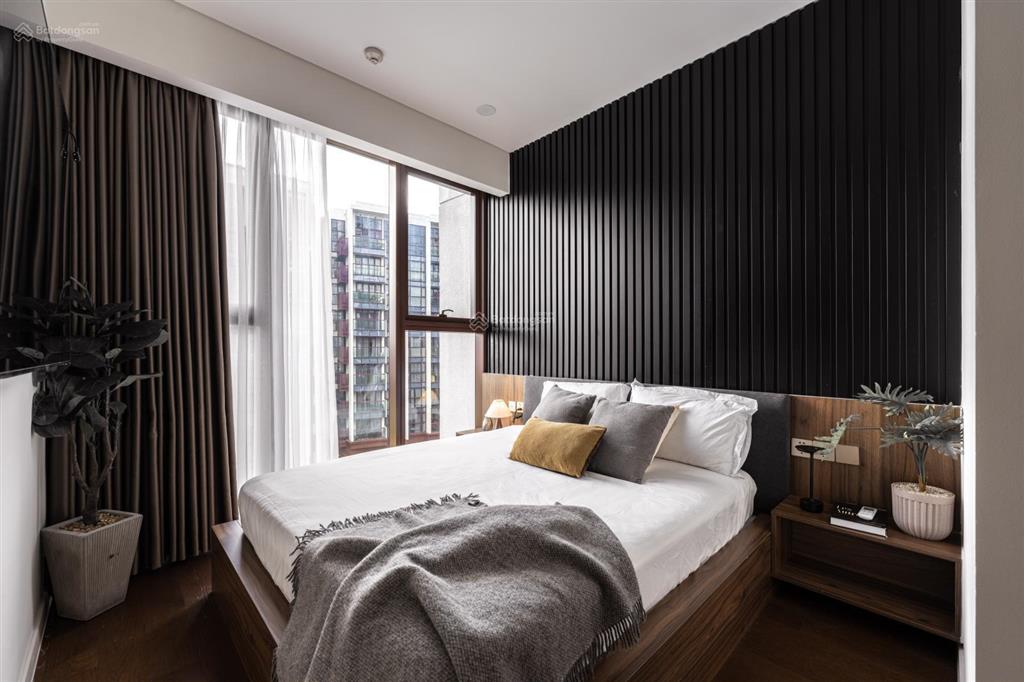 Cho thuê căn hộ the galleria metropole 4pn, 170m², full nội thất, thang máy riêng