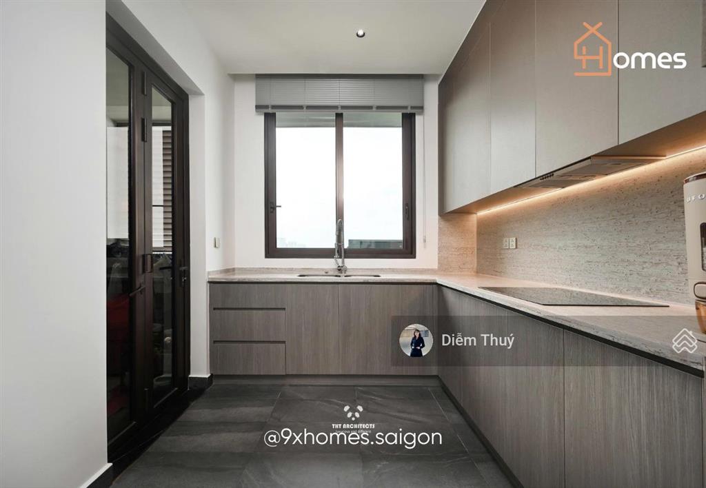 Cho thuê căn hộ define by capitaland 3pn 220m2, thang máy riêng, full nội thất $4.500/tháng