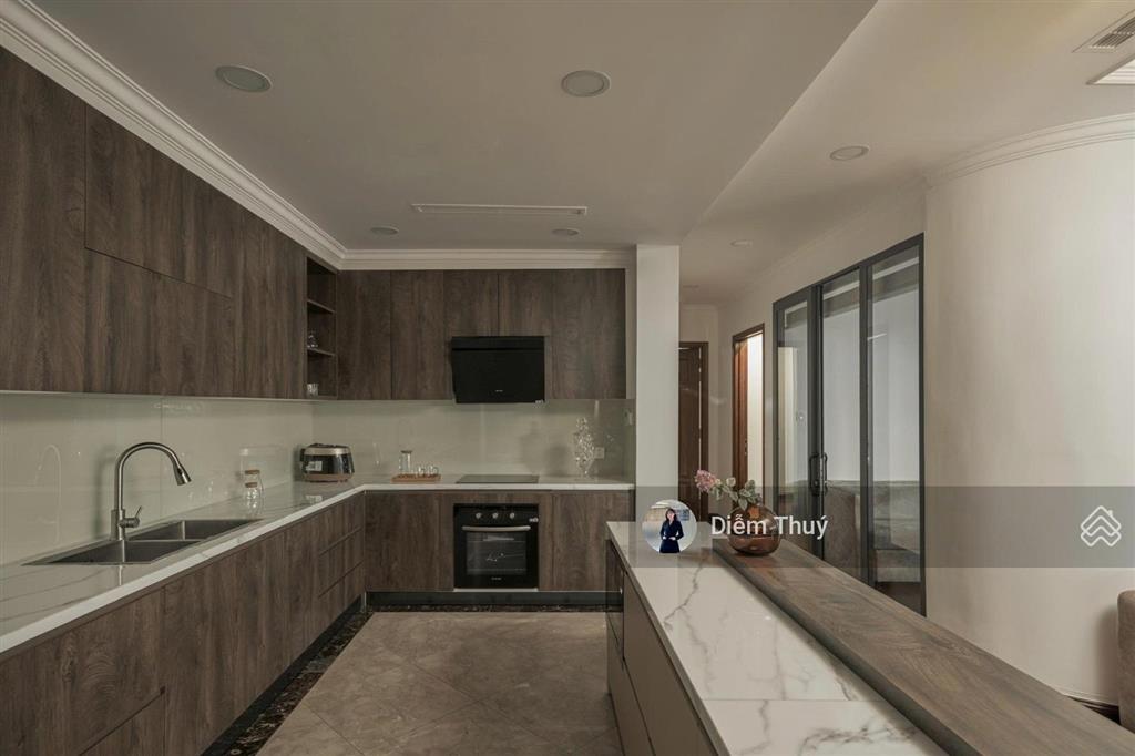 Bán căn hộ vincom center đồng khởi 3pn 179m², đã có sổ, sẵn hợp đồng thuê