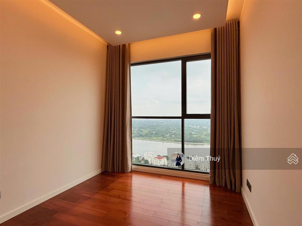 Cho thuê căn hộ q2 thảo điền 4pn, 182m2, view sông, thang máy riêng
