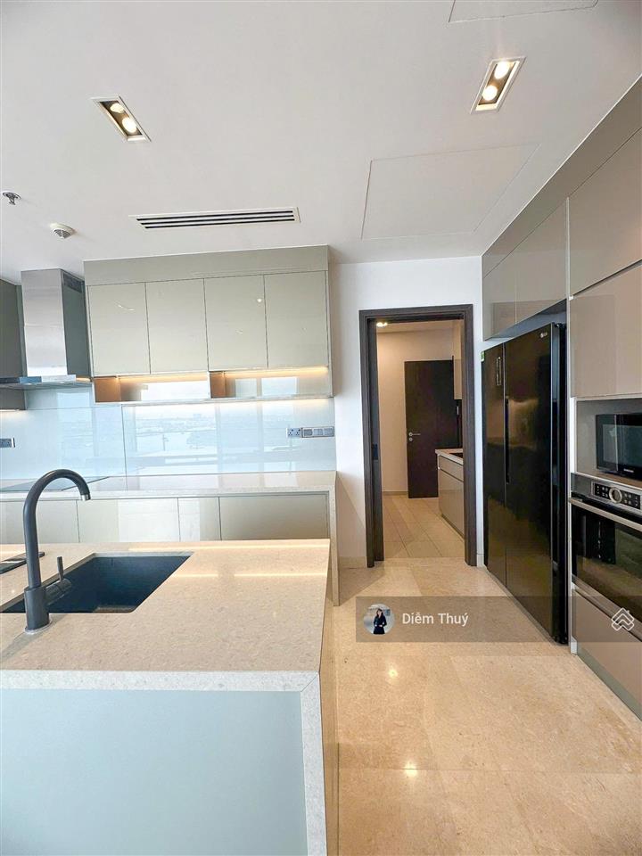 Cho thuê căn hộ q2 thảo điền 4pn, 182m2, view sông, thang máy riêng