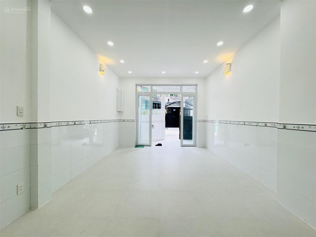 Bán gấp nhà 2 tầng, hẻm 6m, 4x12, đường nguyễn phúc chu, tân bình, 5.6 tỷ