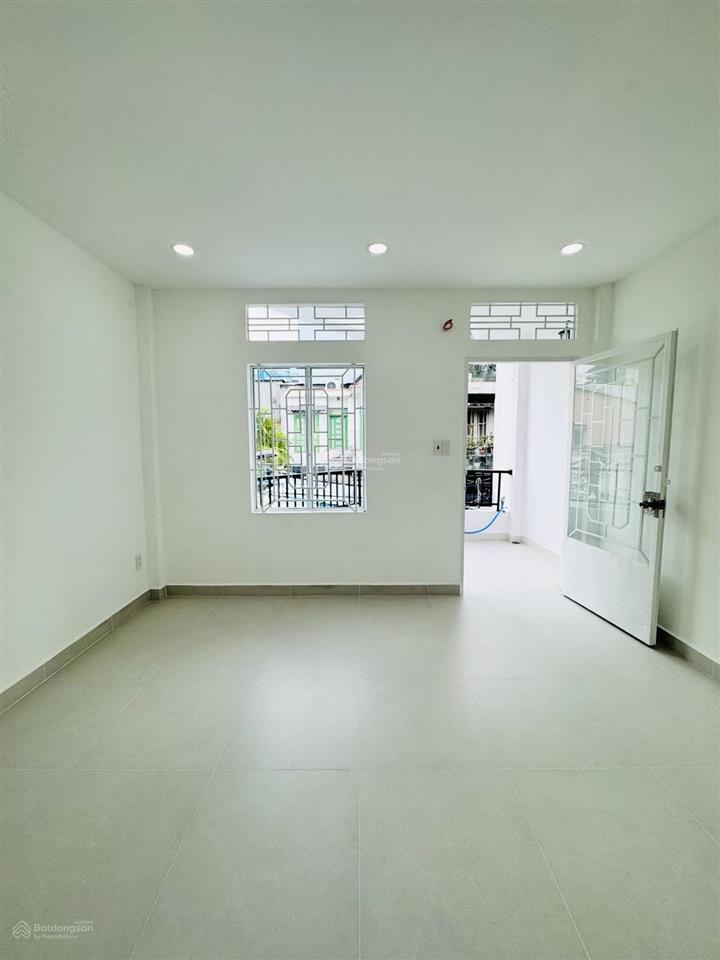 Bán gấp nhà 2 tầng, hẻm 6m, 4x12, đường nguyễn phúc chu, tân bình, 5.6 tỷ