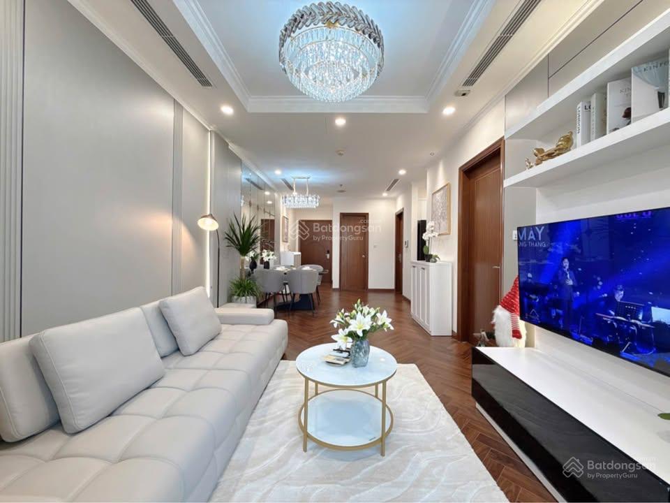 Nhượng lại suất cán bộ chủ đầu tư như sau bán căn 3pn, 82m2, 5,5 tỷ, tầng 10
