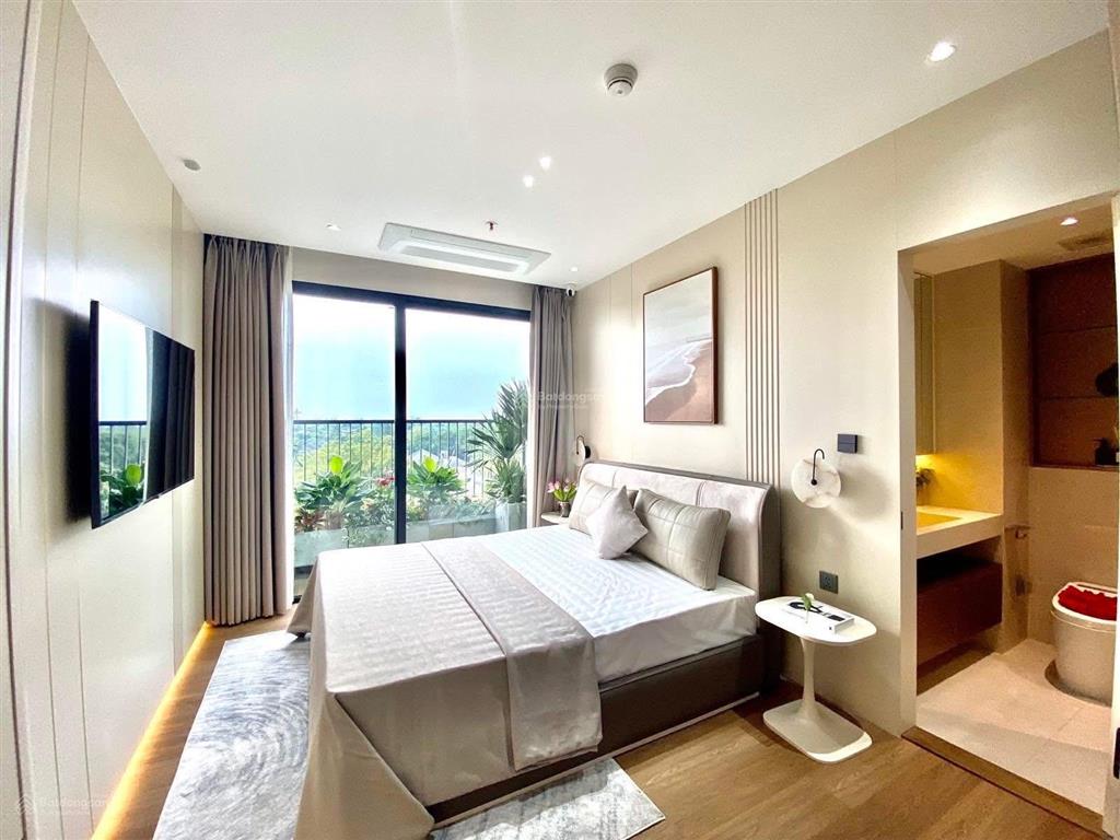 Nhượng lại suất cán bộ chủ đầu tư như sau bán căn 3pn, 82m2, 5,5 tỷ, tầng 10
