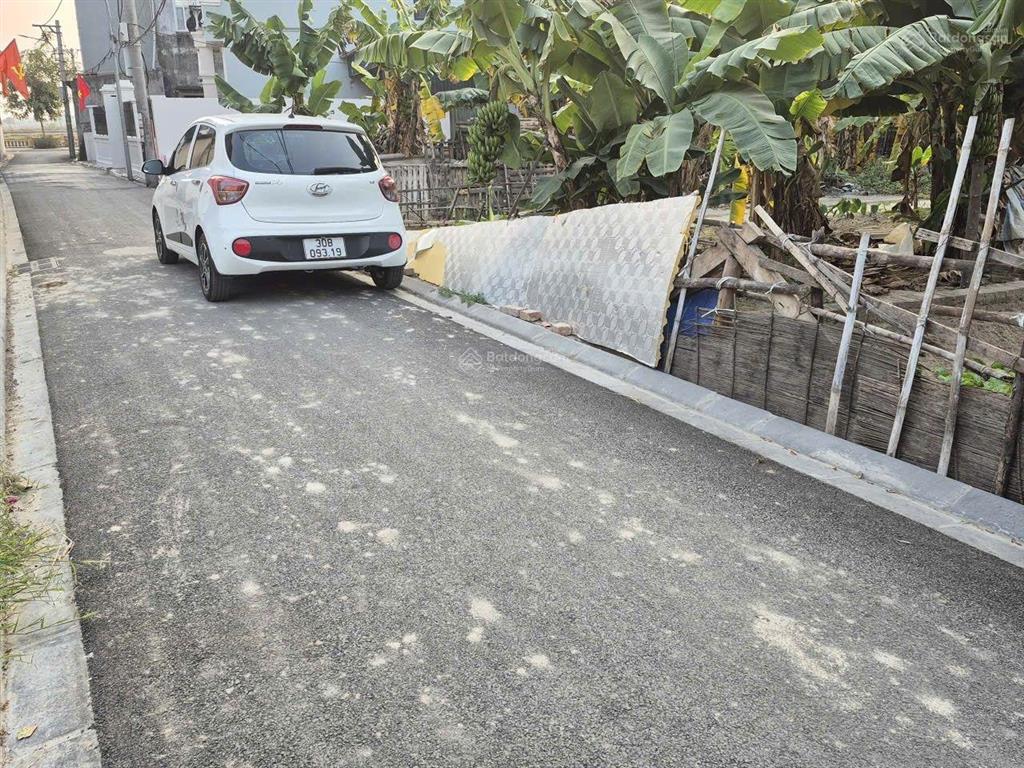 Nhỉnh 2 tỷ có 45m2 thôn đường nhạn, thư lâm (xuân nộn cũ), ngõ thông ôtô, cách 50m ra bìa làng