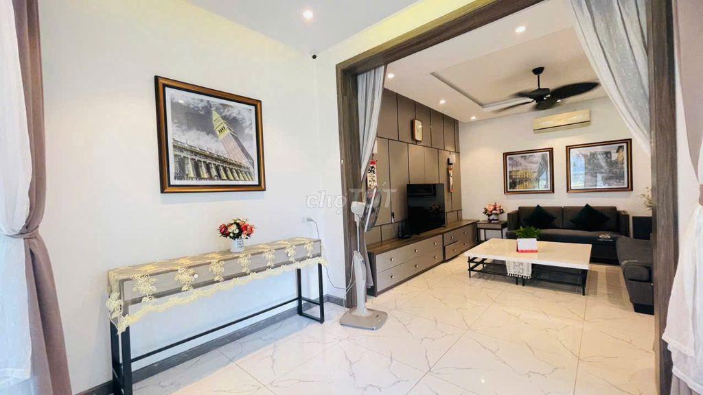 Cho Thuê Biệt Thự 3 Tầng, Khu Euro village Đà Nẵng, 250m2, 70 Triệu